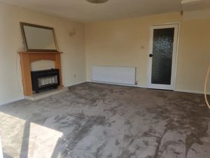 Living Room- click for photo gallery